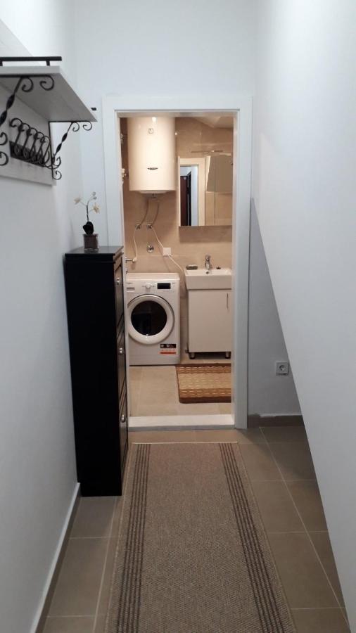 - Kovaci Apartma *